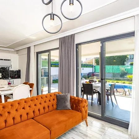 Olive Oyl - With Private Pool For 6 People In Hisaronue * 费特希耶