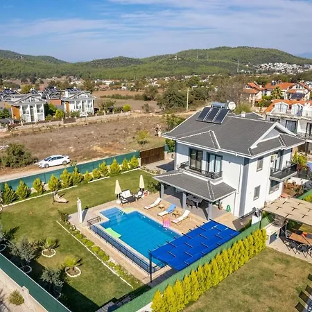 别墅 Olive Oyl - With Private Pool For 6 People In Hisaronue *