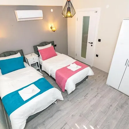Olive Oyl - With Private Pool For 6 People In Hisaronue 别墅 费特希耶