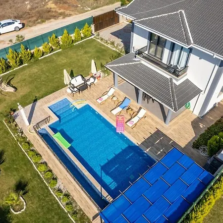 Olive Oyl - With Private Pool For 6 People In Hisaronue 别墅